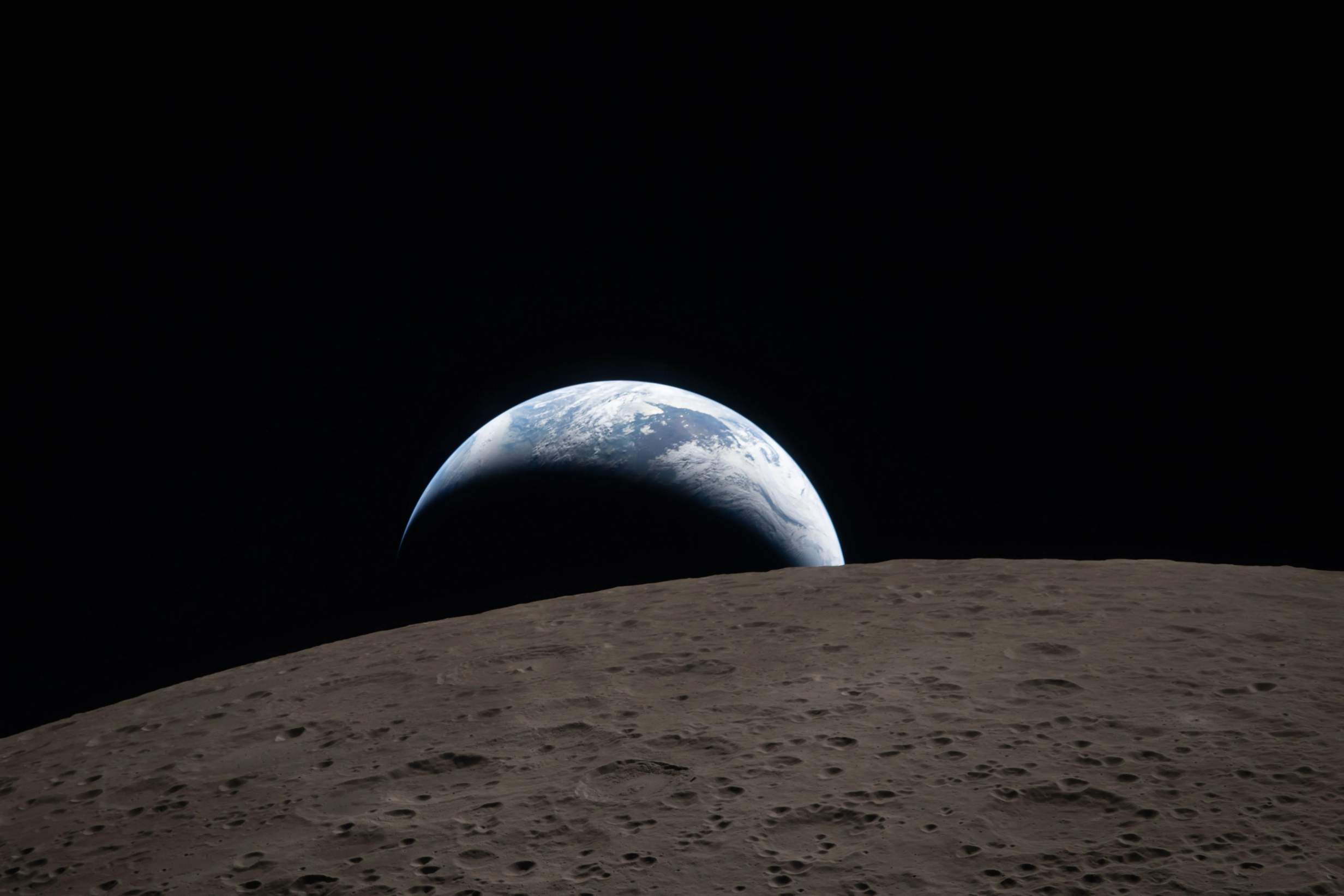 Machine Yearning: From God to Aliens to Chatbots – The Metaphysics of Loneliness